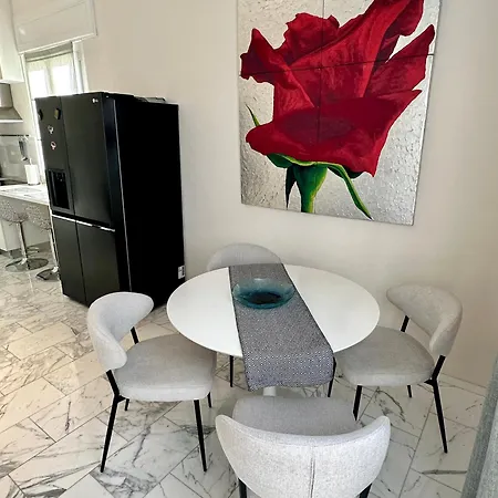 Gigi's Place *